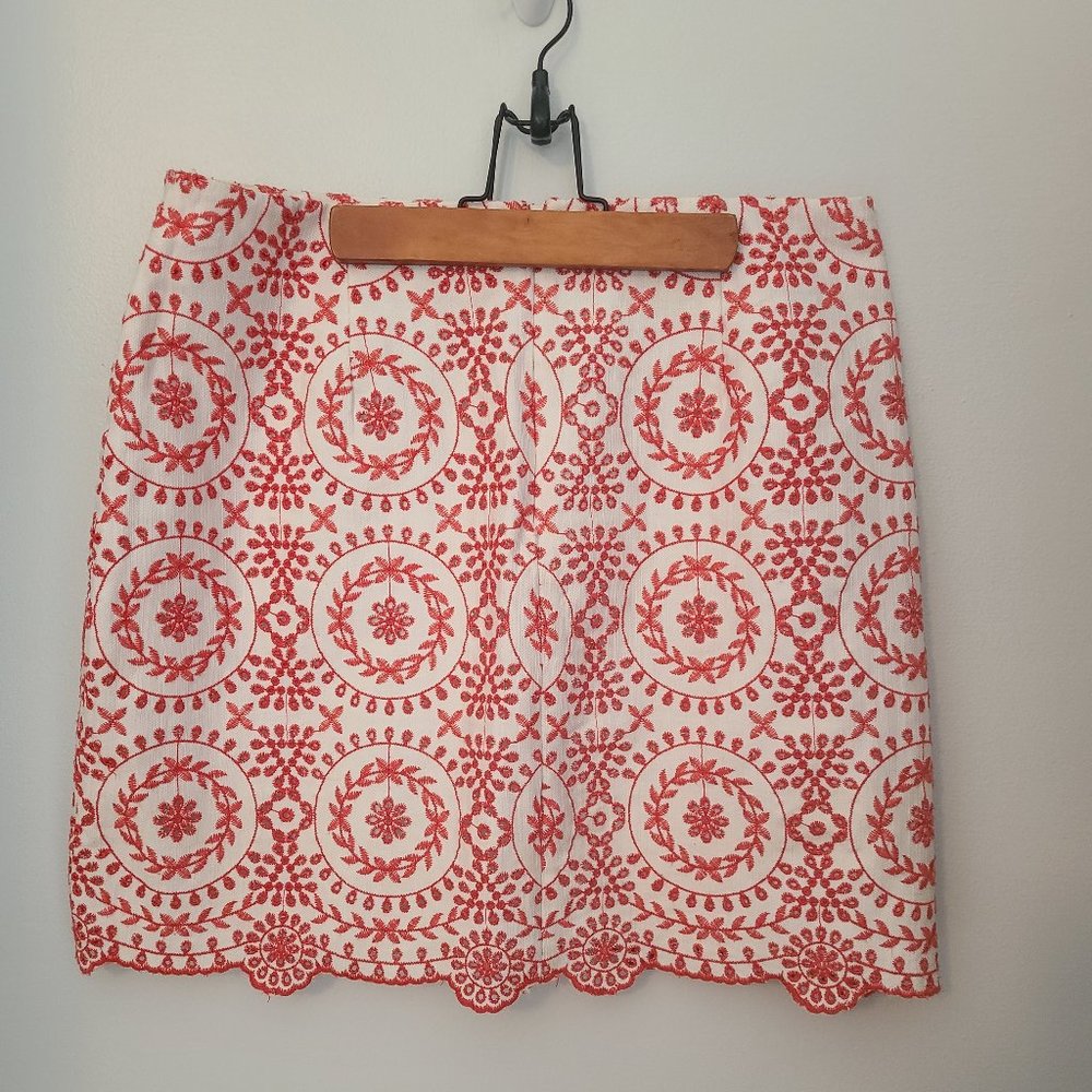 10P - LOFT Red/White Eyelet Pencil/Mini Skirt